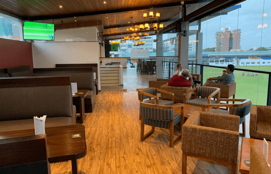 Peterite Lounge